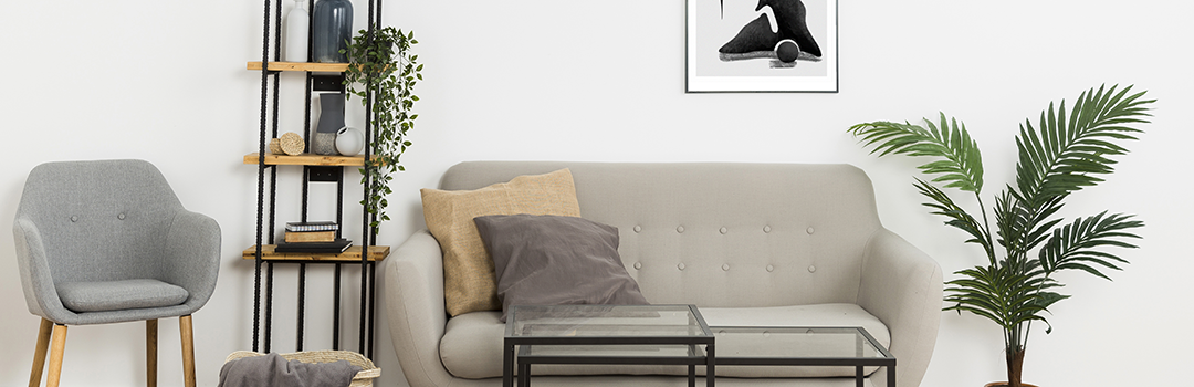 interior-design-with-photoframes-couch